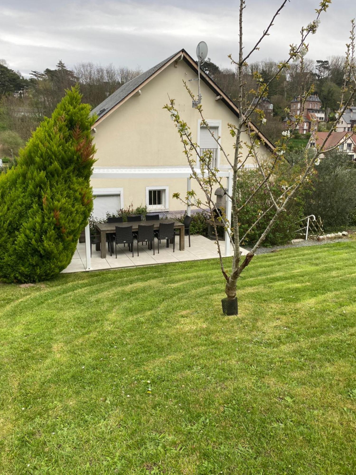 Le Clos Des Camelias Вёлет-сюр-Мер Экстерьер фото
